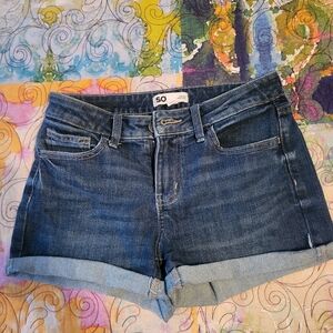 SO Women's Dark Blue Denim Roll-Cuff Shorts. Low Rise Midi. Size 7